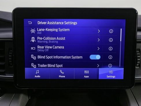 Used 2023 Ford Explorer XLT w/ Equipment Group 202A image 23