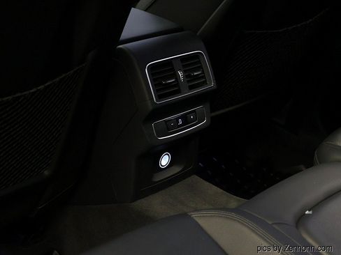 Used 2018 Audi Q5 2.0T Premium Plus w/ Premium Plus Package AWD/4WD image 14