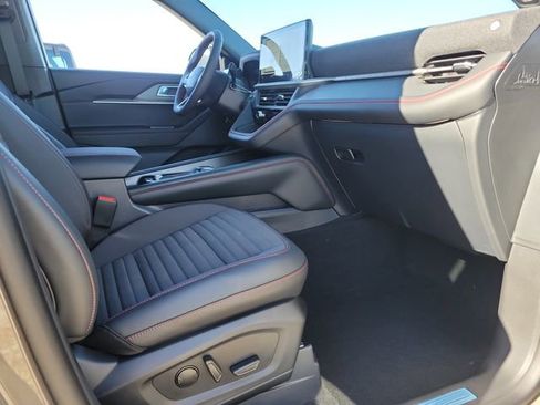 New 2026 Ford Explorer ST-Line w/ ST-Line Street Pack RWD image 17