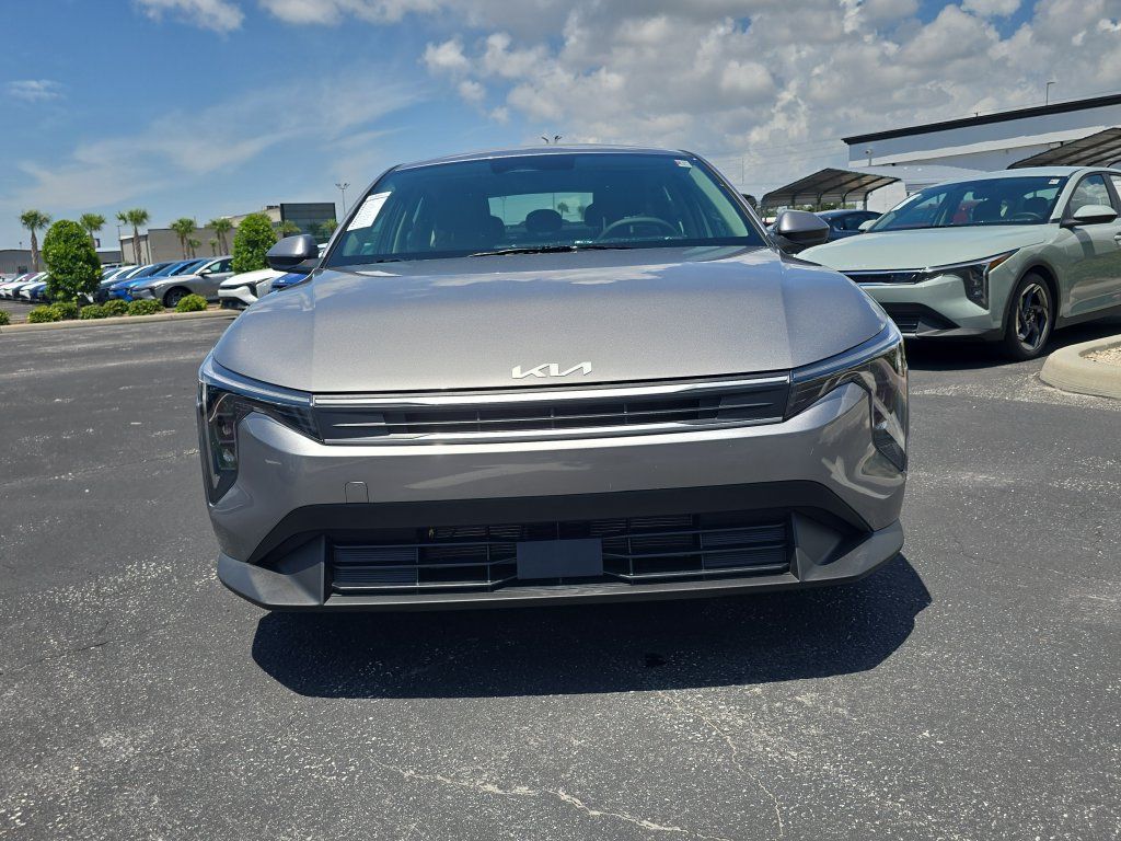 New 2026 Kia K4 FWD image 3