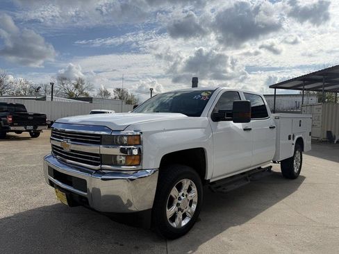 Used 2015 Chevrolet Silverado 2500 W/T w/ WT Fleet Convenience Package AWD/4WD image 2