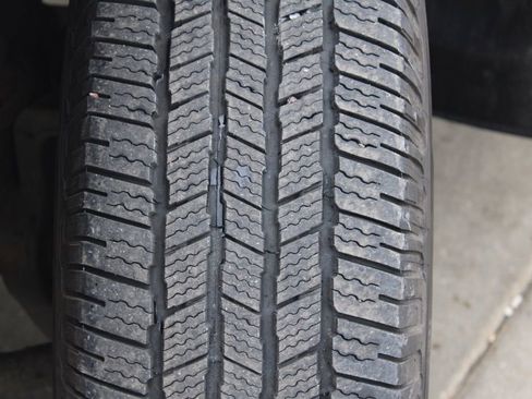 Used 2017 RAM 2500 Tradesman w/ Snow Chief Group image 14