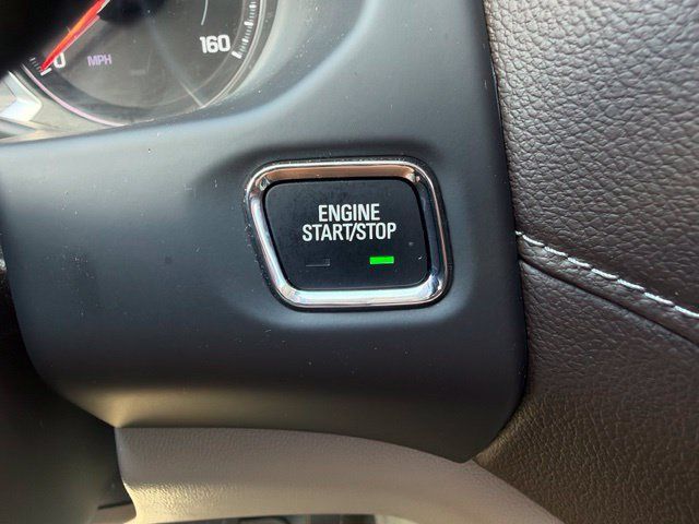 Used 2023 GMC Acadia SLT w/ Preferred Package FWD image 17