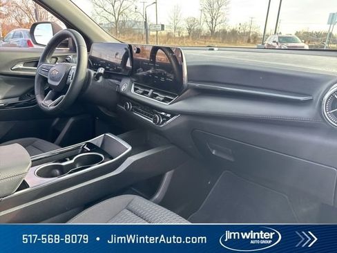 Used 2025 Chevrolet Equinox LT image 15