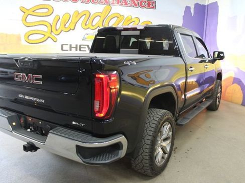 Used 2020 GMC Sierra 1500 SLT w/ SLT Convenience Package AWD/4WD image 8