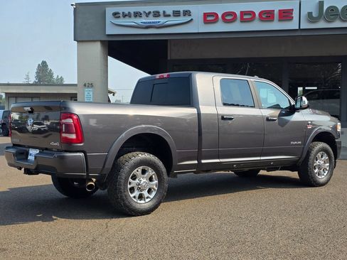 Used 2022 RAM 2500 Laramie AWD/4WD image 32