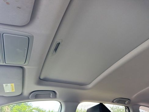 Used 2019 Honda CR-V EX-L image 27