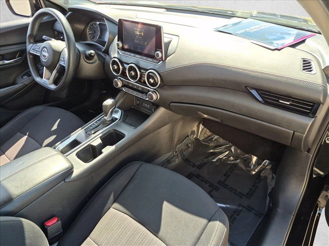 Used 2024 Nissan Sentra SV FWD image 22