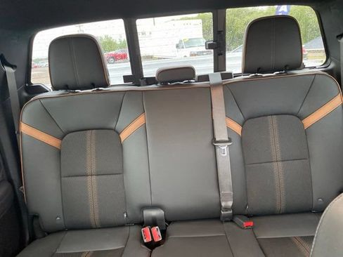 Used 2023 GMC Canyon AT4 w/ Canyon Safety Plus Package AWD/4WD image 30