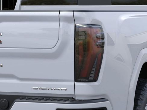 New 2026 GMC Sierra 3500 Denali w/ Denali Reserve Package AWD/4WD image 11