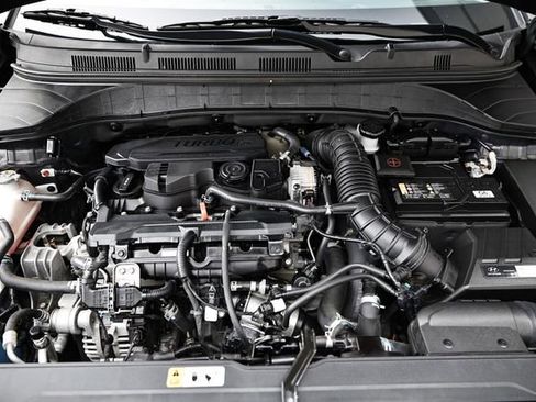 Used 2023 Hyundai Kona Limited image 31