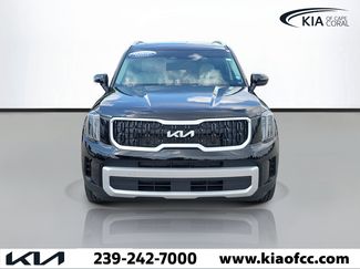 Certified 2025 Kia Telluride EX w/ EX Captain's Chair Package FWD video 2