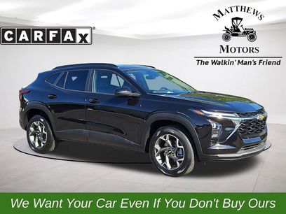Used 2025 Chevrolet Trax LT w/ LT Convenience Package
