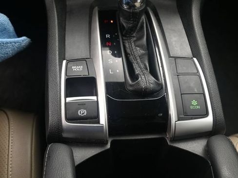 Used 2019 Honda Civic EX-L image 14