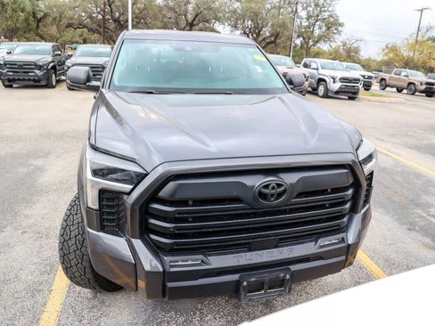 Used 2022 Toyota Tundra SR5 image 5