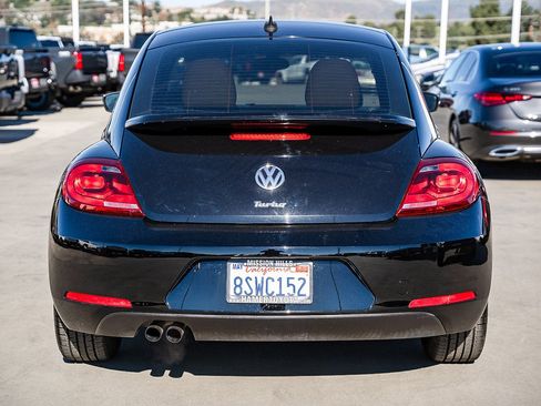 Used 2016 Volkswagen Beetle 1.8T SE image 8