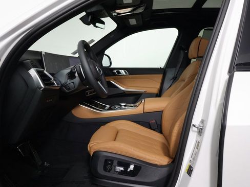 New 2026 BMW X5 xDrive50e w/ M Sport Package image 5