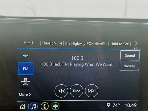 Used 2025 Chevrolet Trax LS image 19