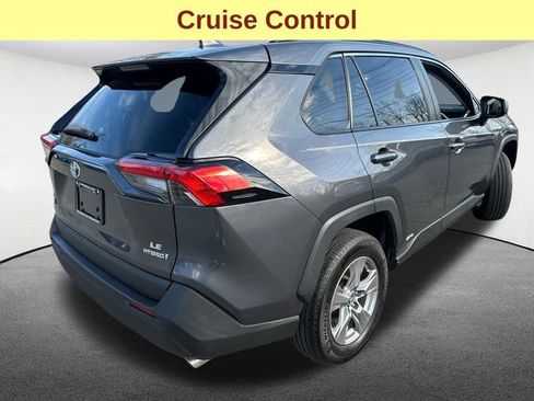 Used 2024 Toyota RAV4 LE image 10
