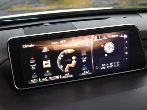 Used 2019 Lexus RX 450hL Base AWD 4dr SUV image 27