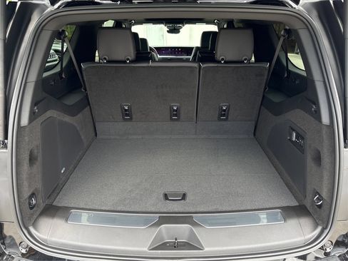 New 2026 Cadillac Escalade ESV Sport AWD/4WD image 11
