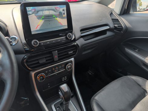 Used 2019 Ford EcoSport Titanium FWD image 32