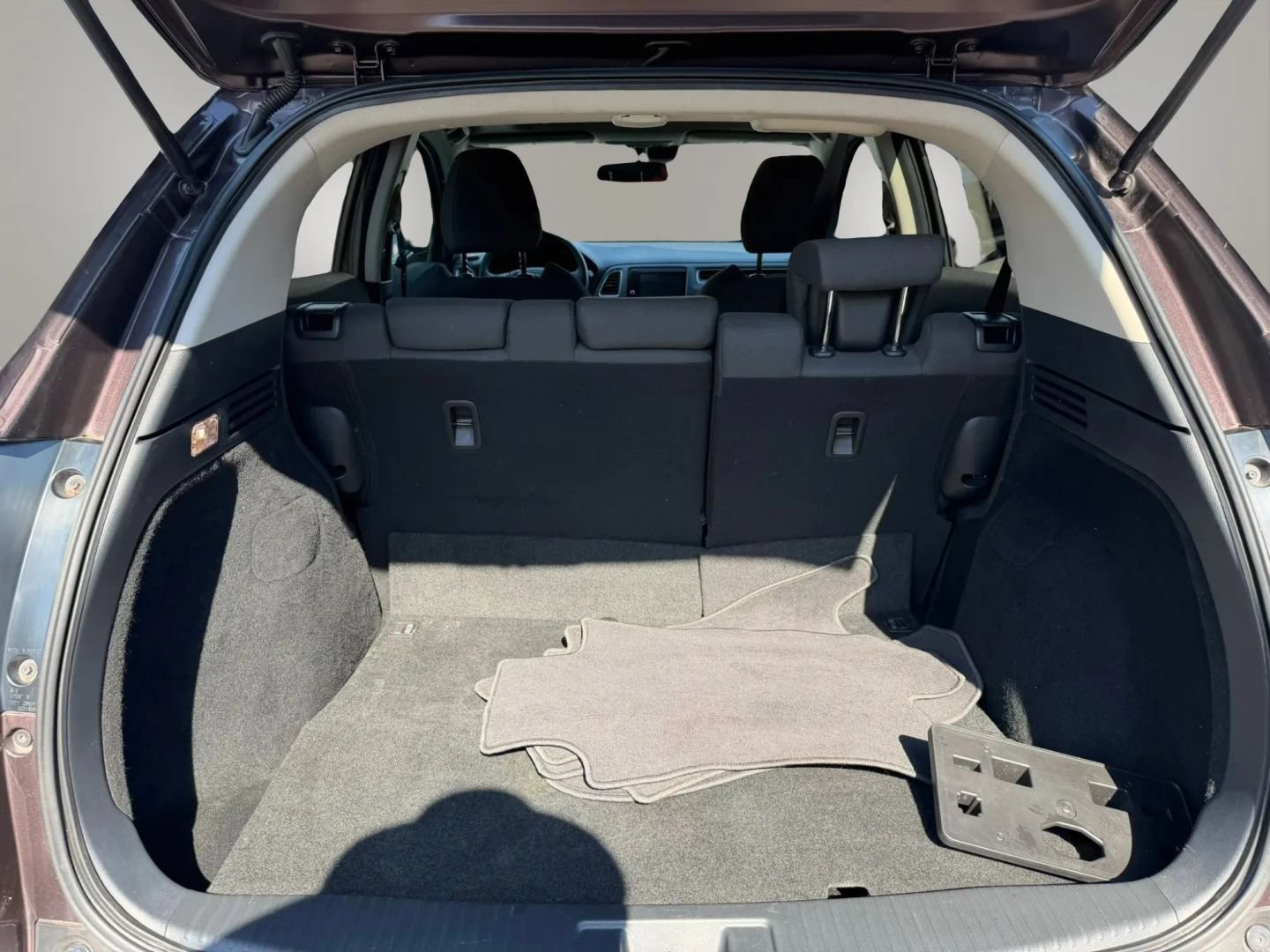 Used 2022 Honda HR-V EX image 14