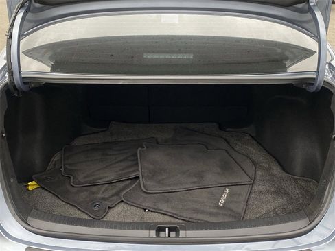 Certified 2022 Toyota Corolla SE image 17