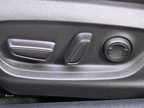 Used 2022 Toyota Camry XSE w/ Cold Weather Package FWD image 13