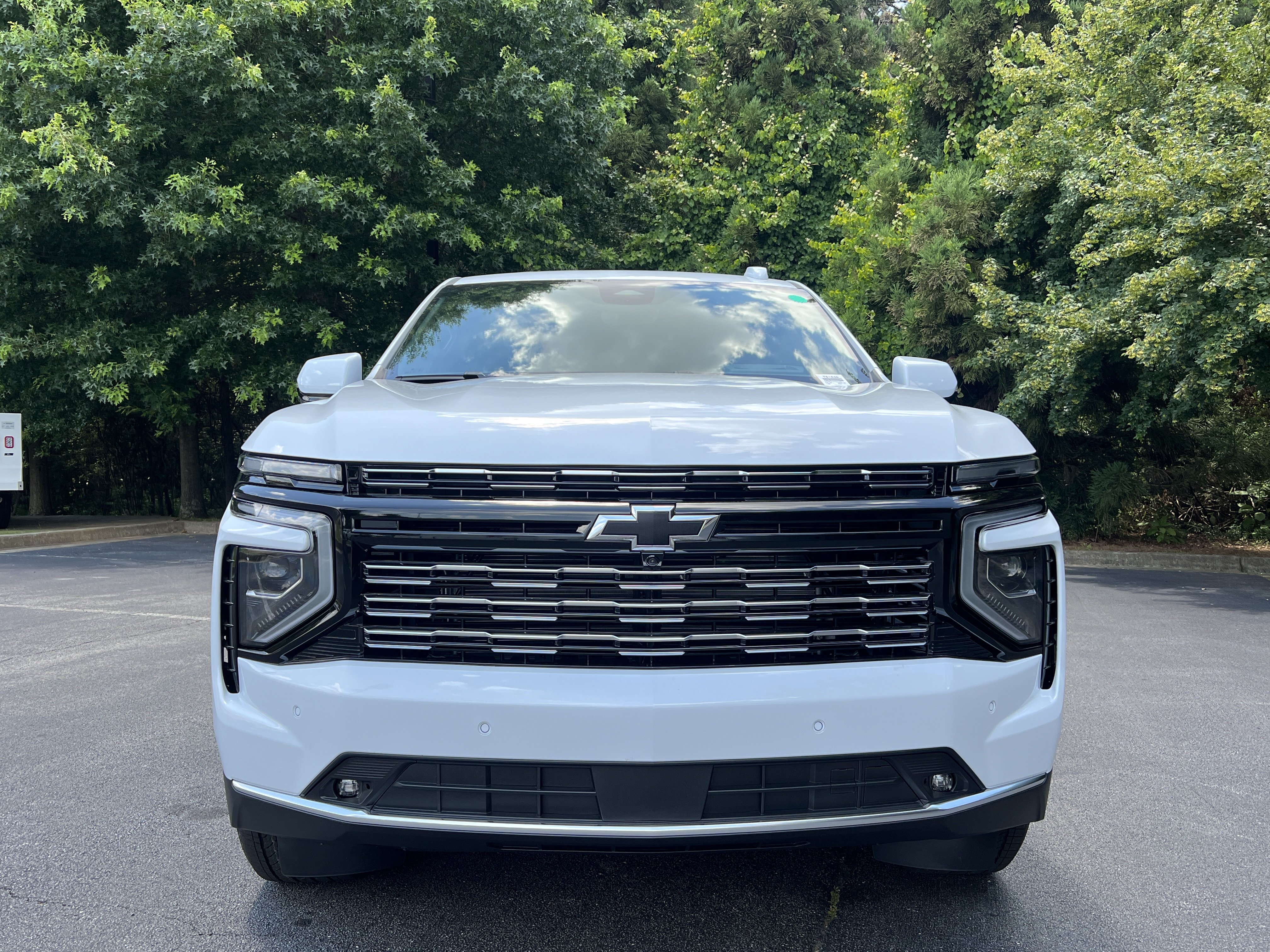 New 2026 Chevrolet Tahoe High Country AWD/4WD image 2