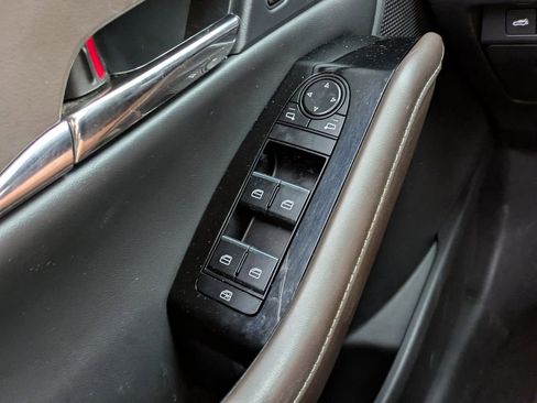 Used 2023 MAZDA CX-30 AWD 2.5 S w/ Premium Package image 27