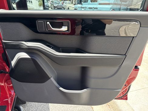 Used 2025 INEOS Grenadier image 35