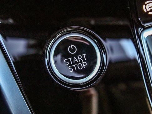 Used 2023 Audi Q4 e-tron Premium Plus w/ Premium Plus image 31