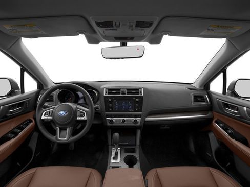 Used 2017 Subaru Outback 2.5i Touring image 11