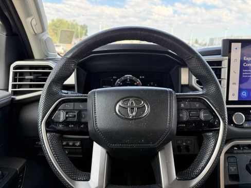 Used 2024 Toyota Tundra Limited AWD/4WD image 30