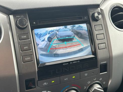 Used 2017 Toyota Tundra SR5 w/ SR5 Upgrade Package RWD image 32