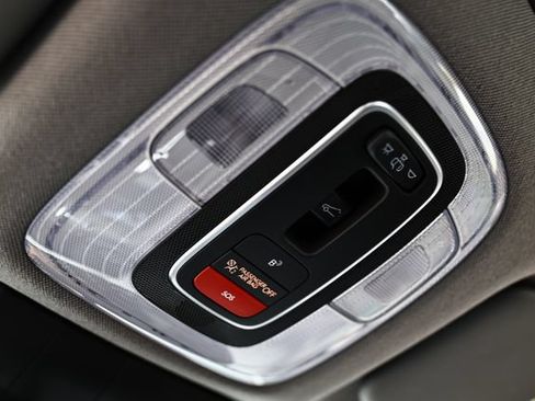 Used 2024 Hyundai Elantra SEL w/ Convenience Package FWD image 39