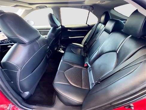 Used 2019 Toyota Camry XSE image 24