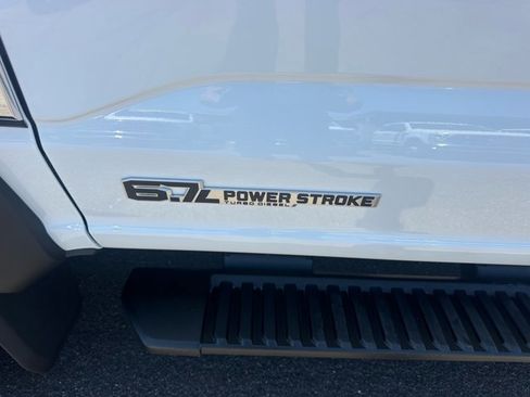 New 2025 Ford F550 4x4 Crew Cab Super Duty image 14