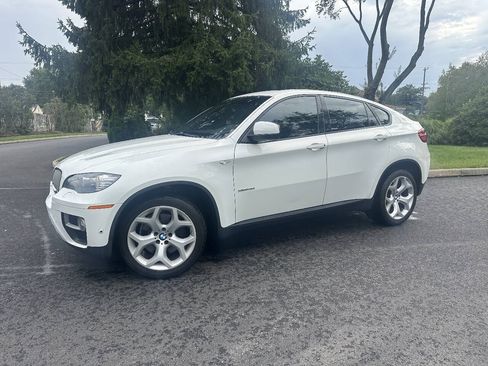 Used 2013 BMW X6 xDrive50i w/ Premium Pkg AWD/4WD image 4
