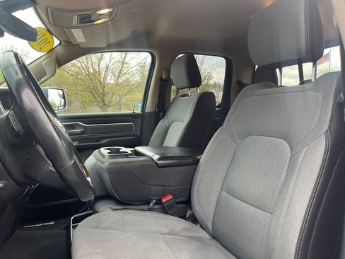 Used 2019 RAM 1500 Big Horn AWD/4WD image 17