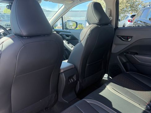 Certified 2025 Subaru Crosstrek 2.5i Limited AWD/4WD image 17
