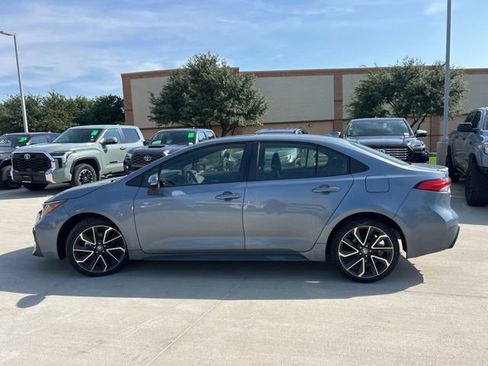 Used 2022 Toyota Corolla SE FWD image 6