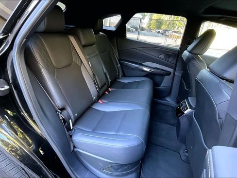 Used 2025 Lexus RX 350h image 18