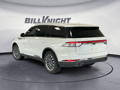 Used 2023 Lincoln Aviator Reserve w/ Equipment Group 201A AWD/4WD image 3