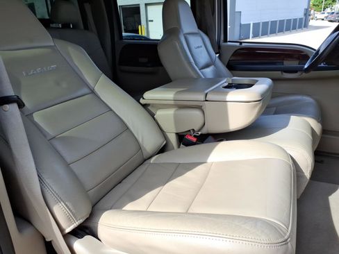 Used 2005 Ford F350 XLT AWD/4WD image 17
