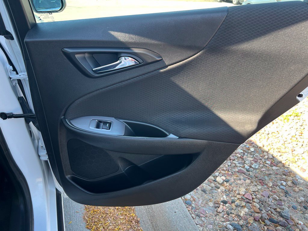 Used 2022 Chevrolet Malibu LS FWD image 23