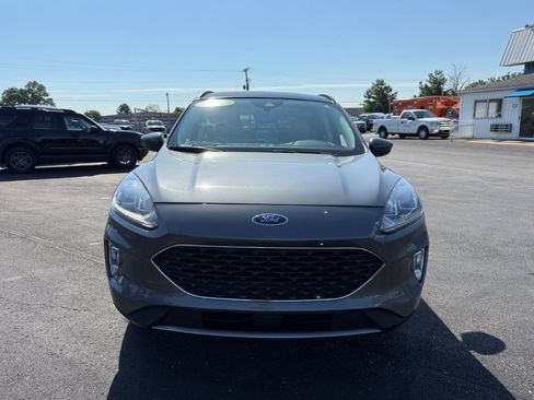 Certified 2021 Ford Escape SEL AWD/4WD image 2
