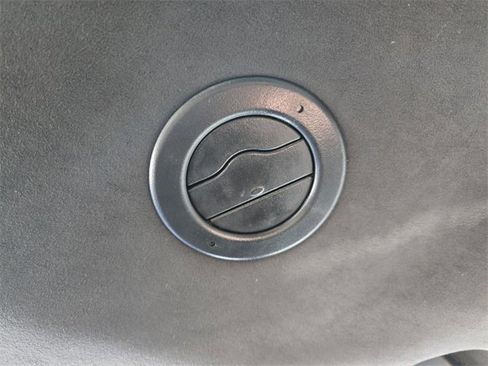 Used 2020 Cadillac Escalade ESV Platinum image 36