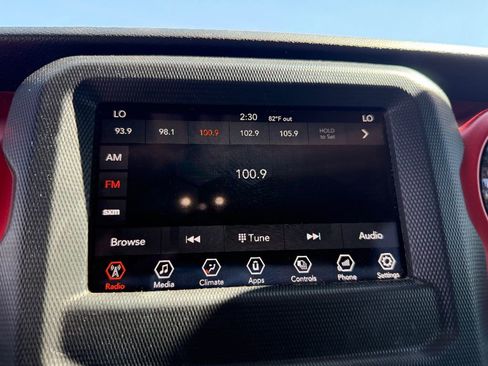 Used 2021 Jeep Wrangler Unlimited Rubicon image 10